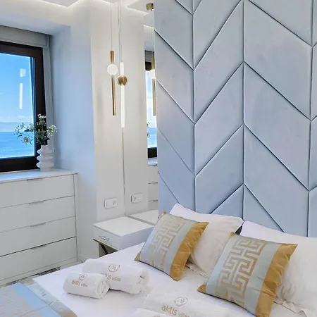 Villa Agnanti Seafront With Pool *