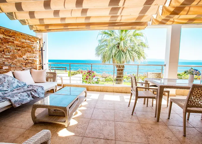 וילה Agnanti Seafront With Pool *