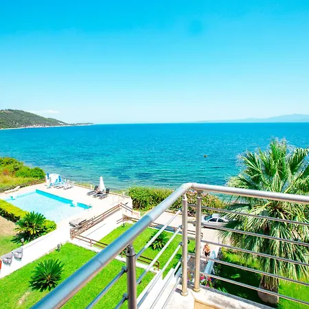 Agnanti Seafront With Pool *