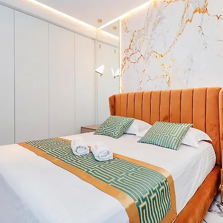 Agnanti Seafront With Pool ヴィラ