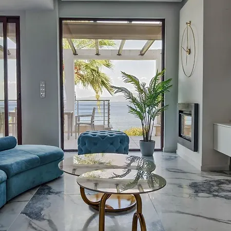 Villa Agnanti Seafront With Pool Paliouri