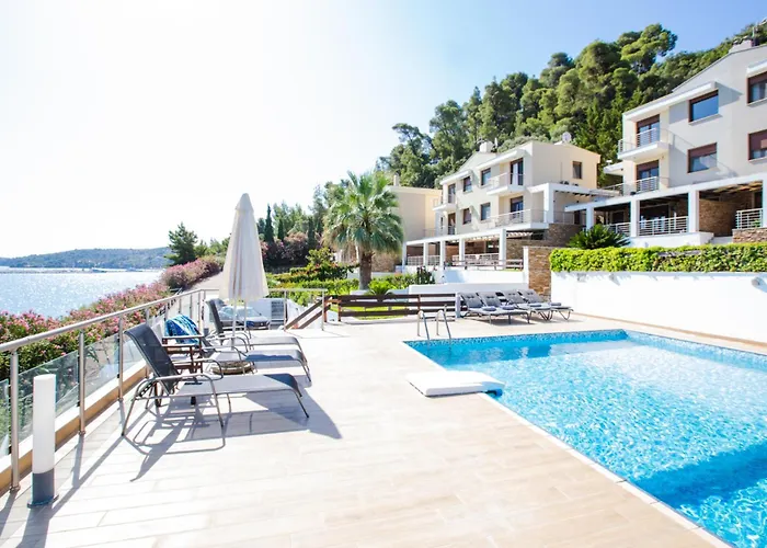 Villa Agnanti Seafront With Pool Paliouri