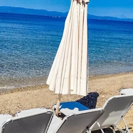 Agnanti Seafront With Pool Willa *