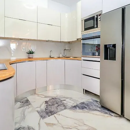 Agnanti Seafront With Pool Willa *