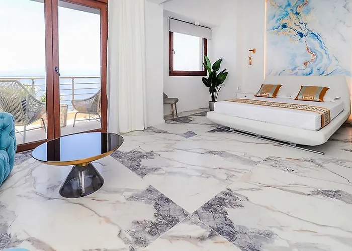 Villa Agnanti Seafront With Pool Paliouri