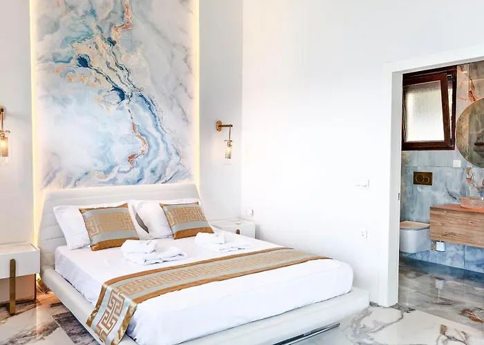 Villa Agnanti Seafront With Pool